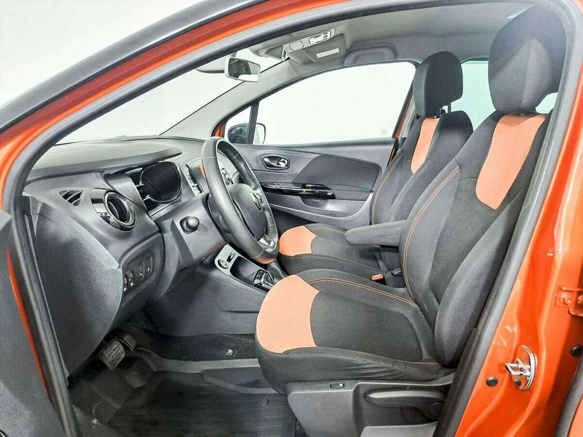 Renault Kaptur с пробегом — 2016 год. Фото: #13