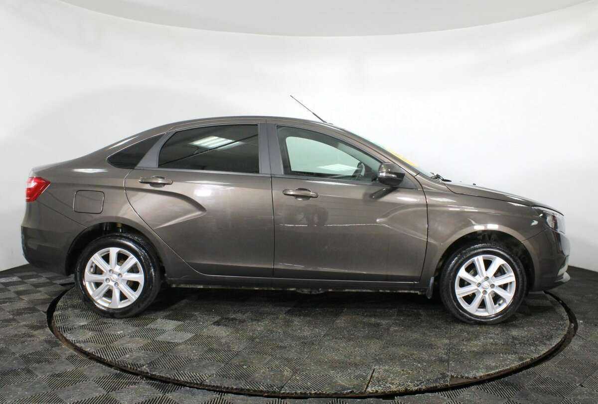 Lada (ВАЗ) Vesta с пробегом — 2022 год. Фото: #1