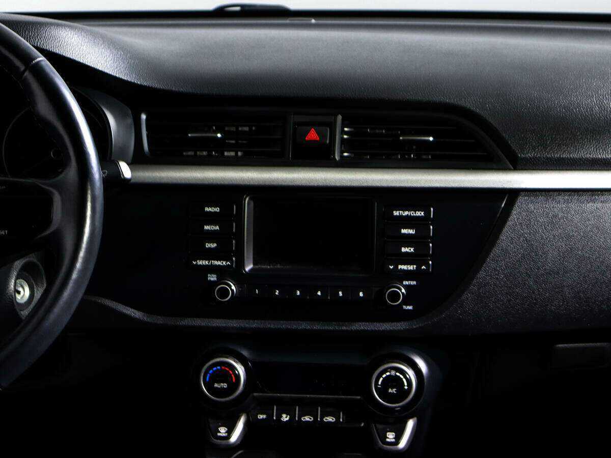 Kia Rio с пробегом — 2019 год. Фото: #12