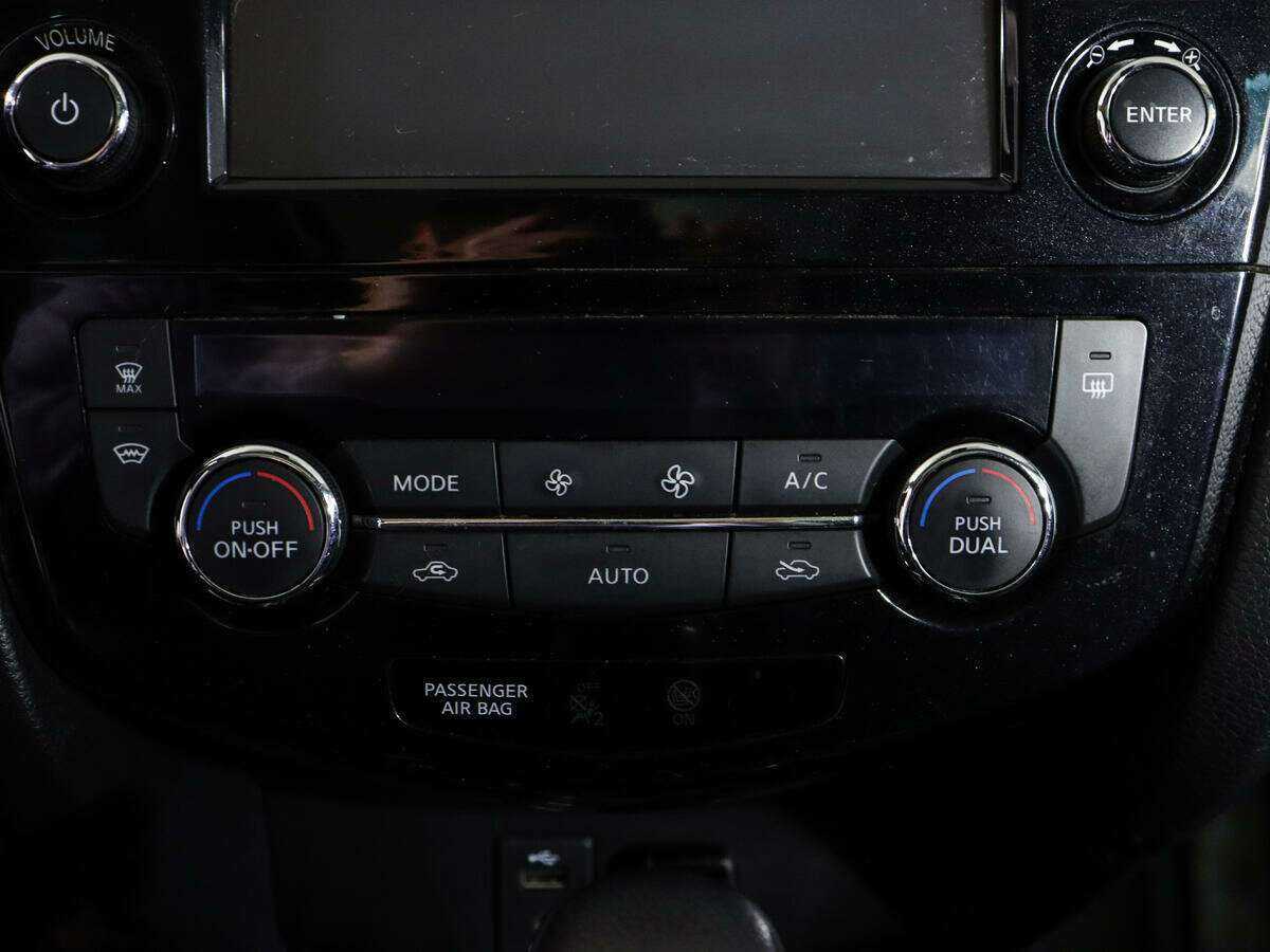 Nissan X-Trail с пробегом — 2016 год. Фото: #18