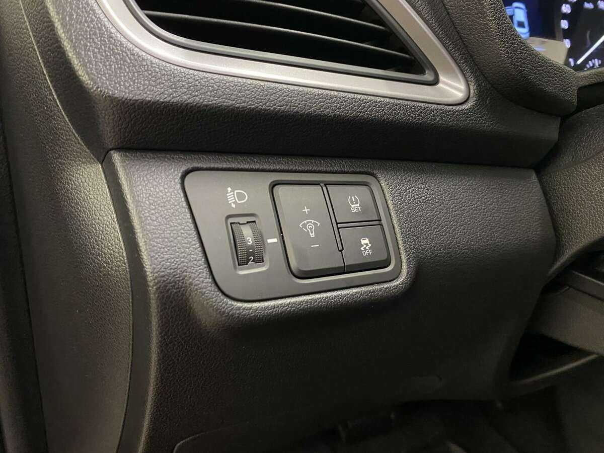 Hyundai Solaris с пробегом — 2018 год. Фото: #8