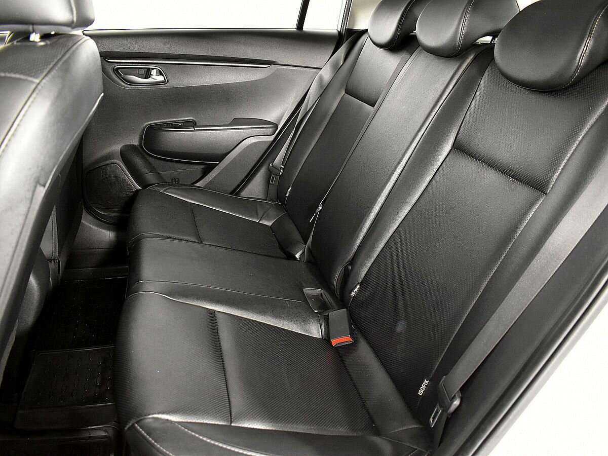 Kia Rio с пробегом — 2018 год. Фото: #6