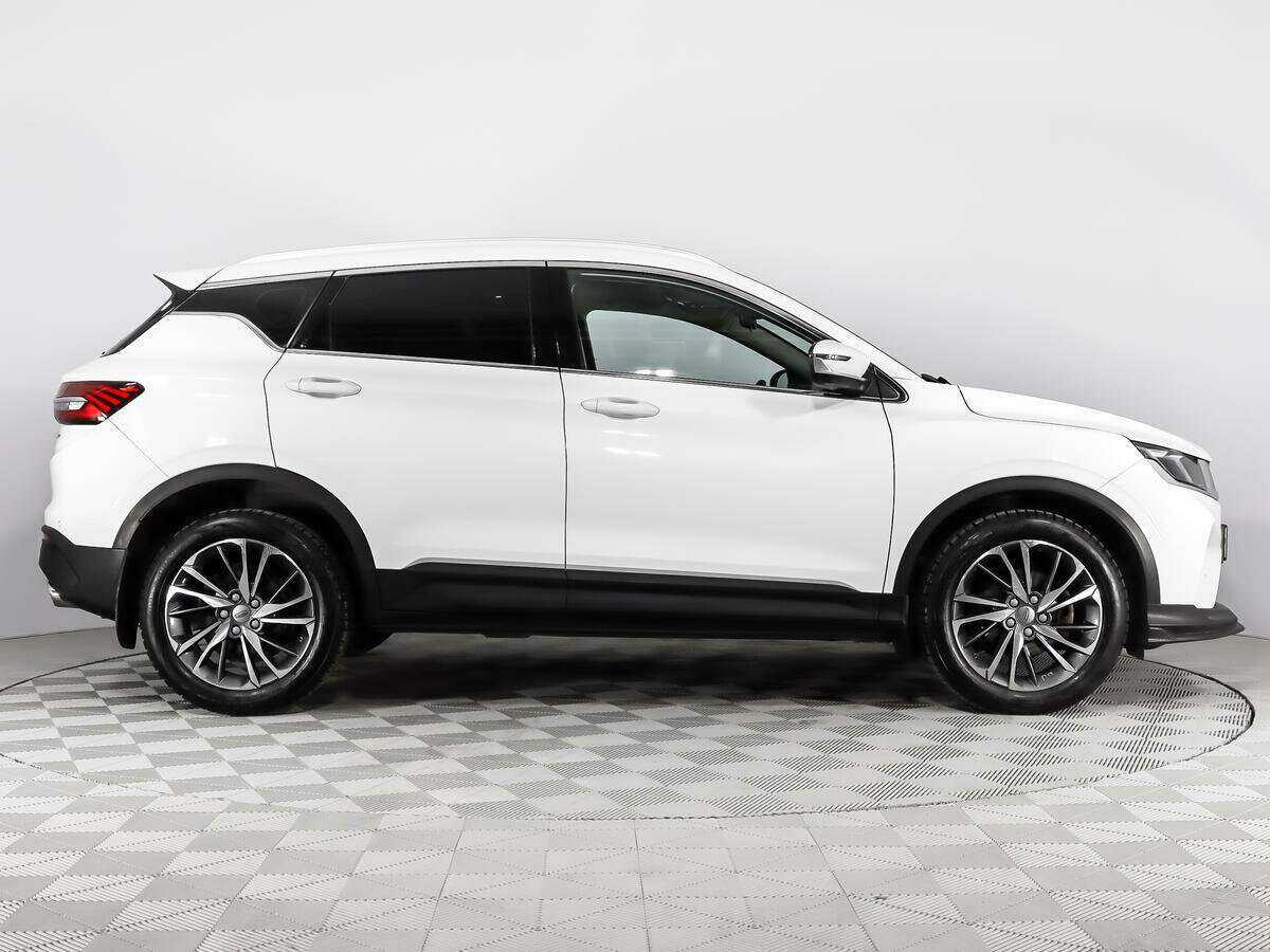 Geely Coolray с пробегом — 2021 год. Фото: #3