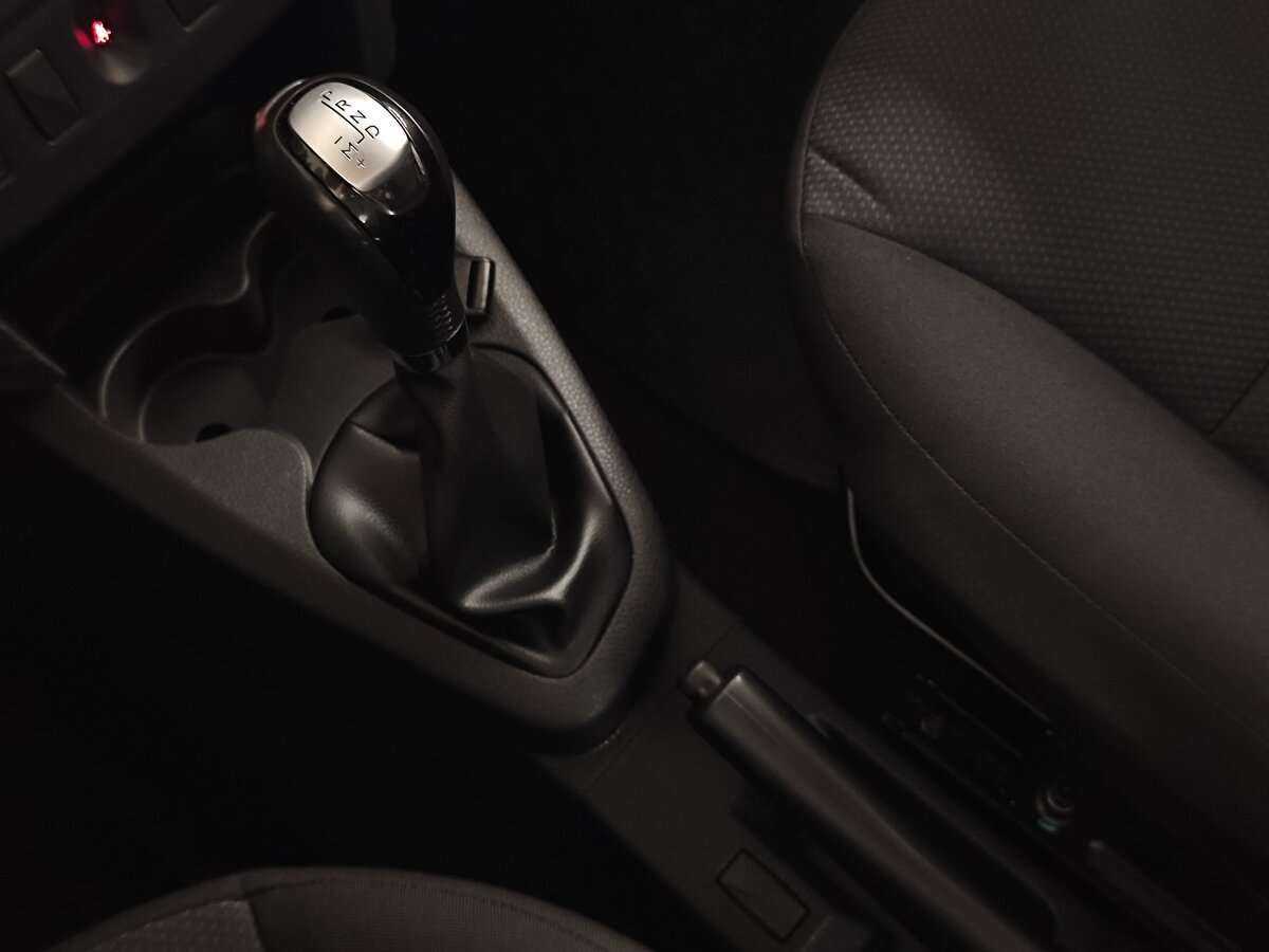 Renault Logan с пробегом — 2019 год. Фото: #15