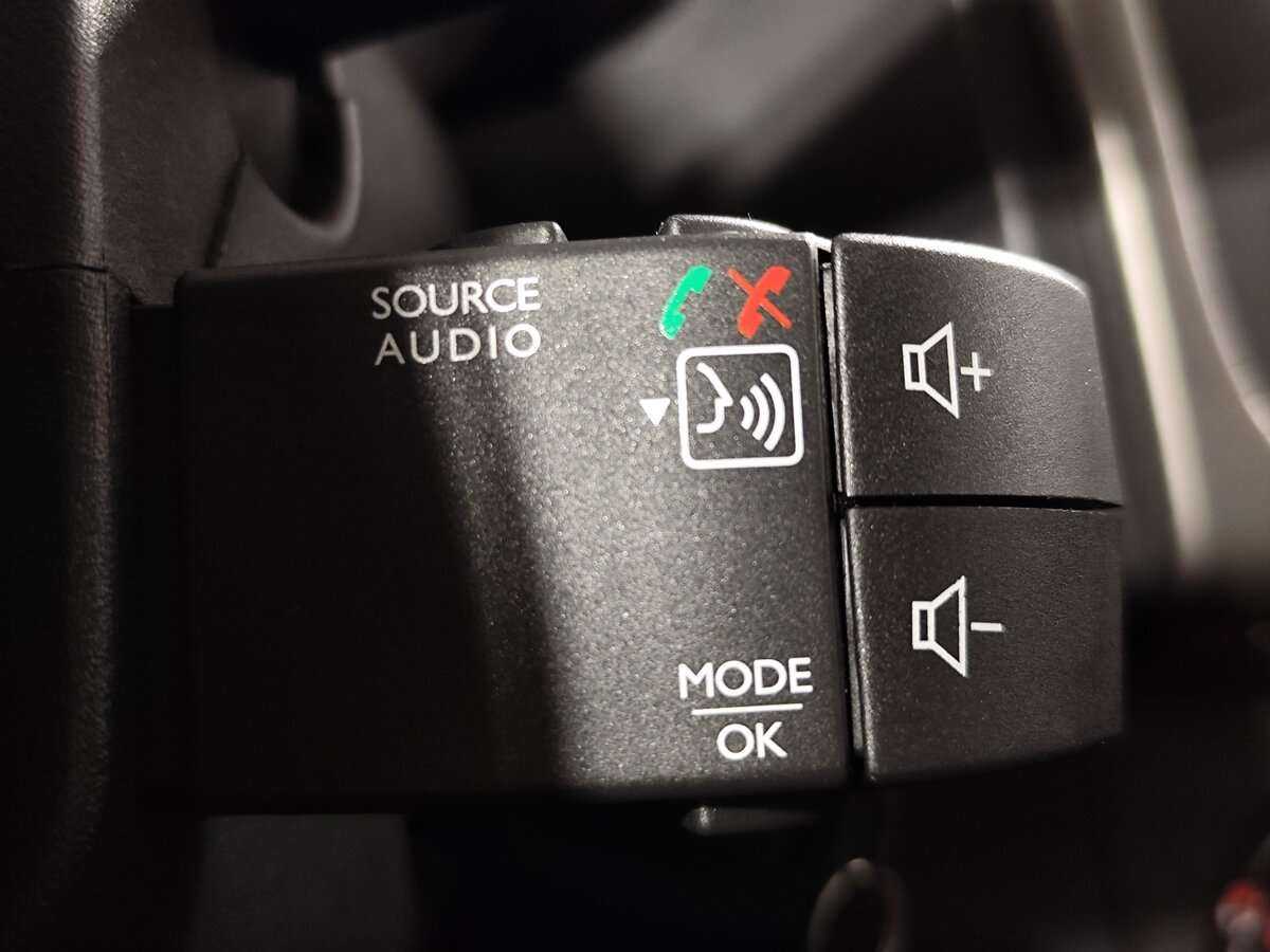 Renault Logan с пробегом — 2019 год. Фото: #19