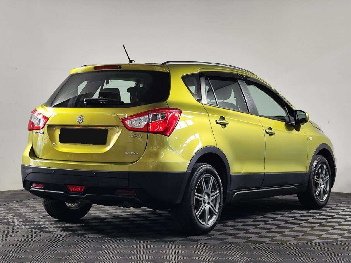 Suzuki SX4 с пробегом — 2014 год. Фото: #2