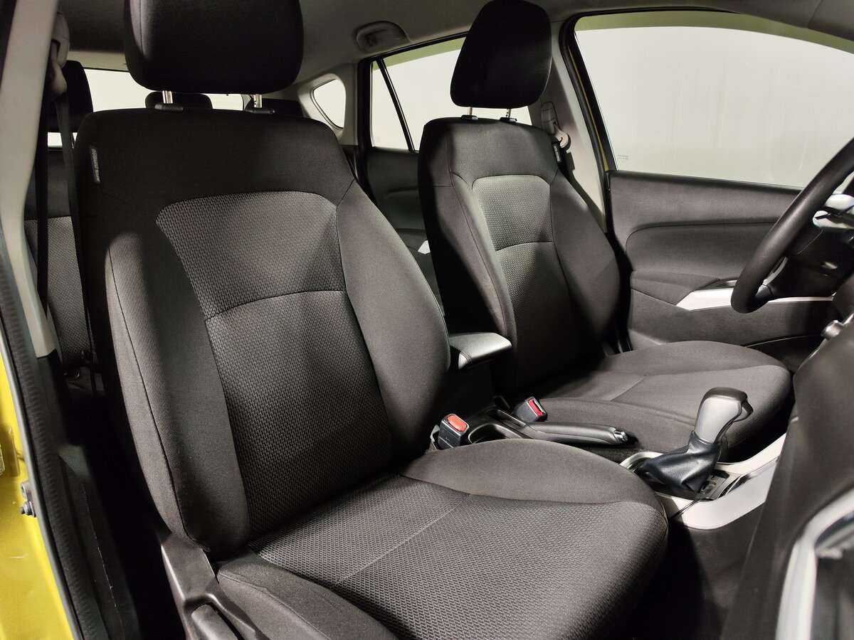 Suzuki SX4 с пробегом — 2014 год. Фото: #10