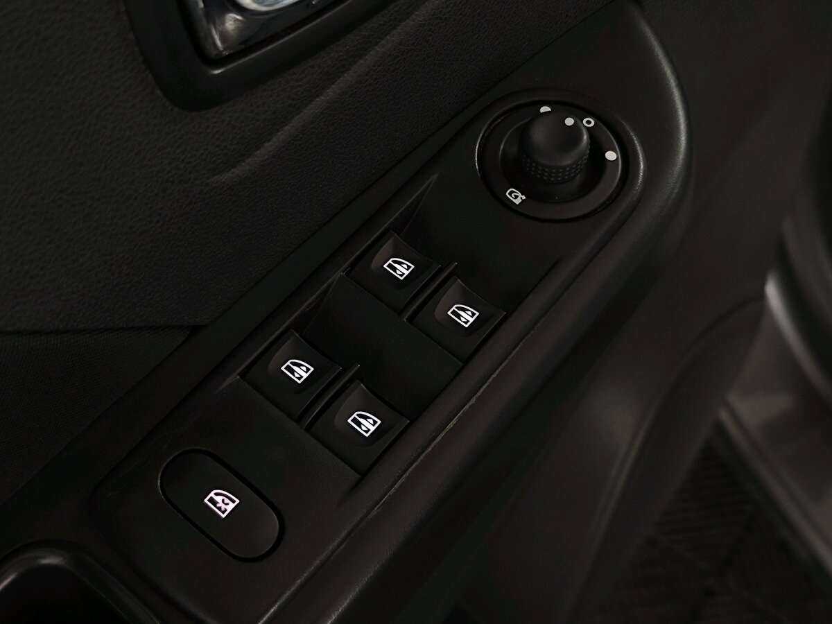 Renault Kaptur с пробегом — 2016 год. Фото: #20