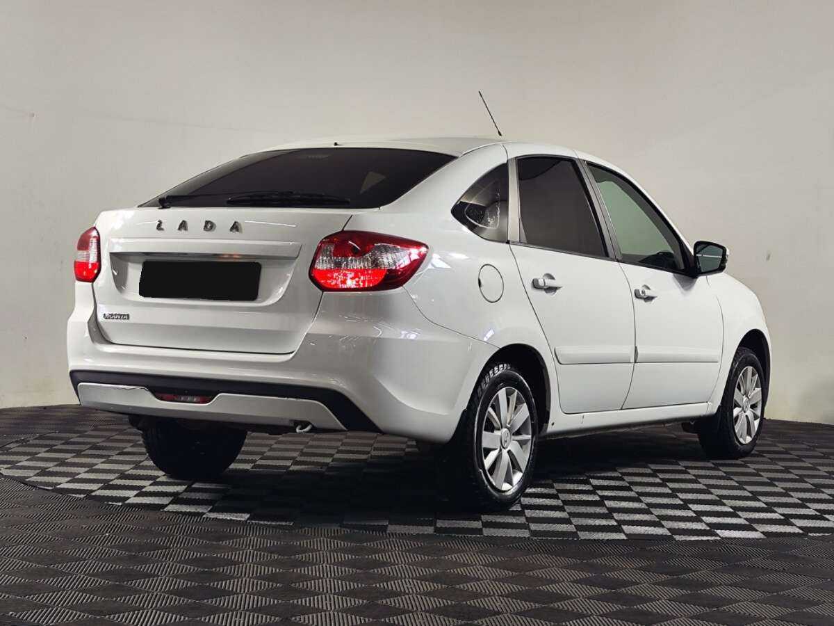 Lada (ВАЗ) Granta с пробегом — 2019 год. Фото: #2