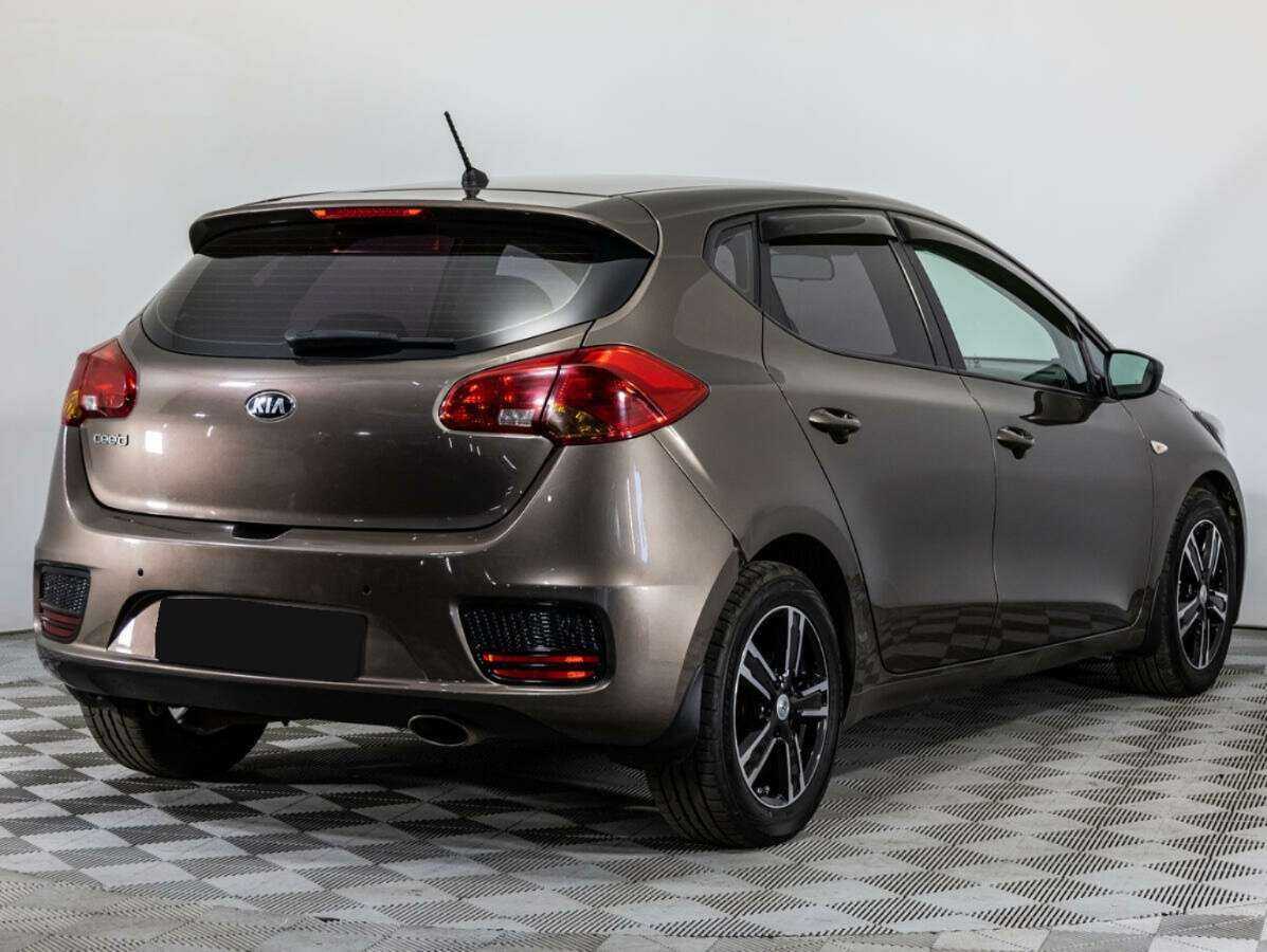 Kia Ceed с пробегом — 2015 год. Фото: #4