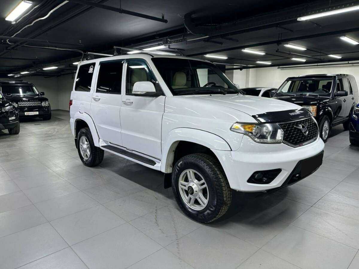 УАЗ Patriot с пробегом — 2018 год. Фото: #2