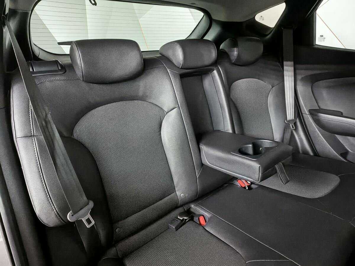 Hyundai ix35 с пробегом — 2015 год. Фото: #10