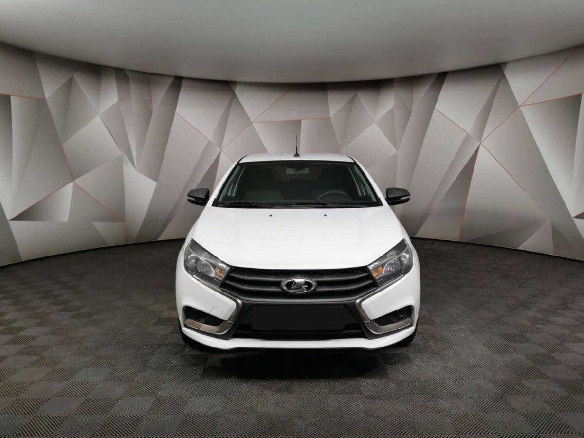 Lada (ВАЗ) Vesta с пробегом — 2017 год. Фото: #6