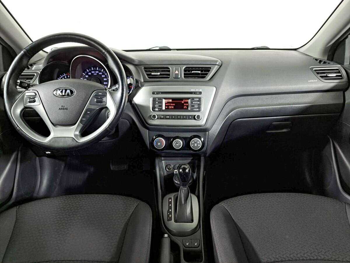 Kia Rio с пробегом — 2016 год. Фото: #11