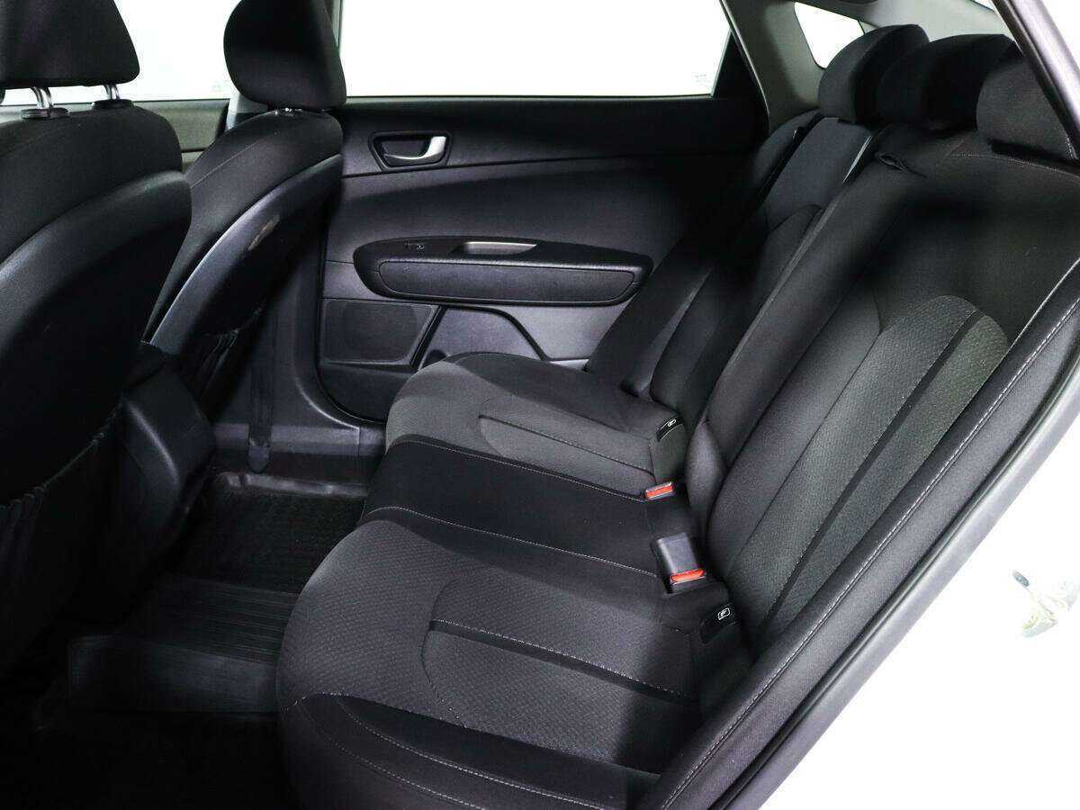 Kia Optima с пробегом — 2019 год. Фото: #7