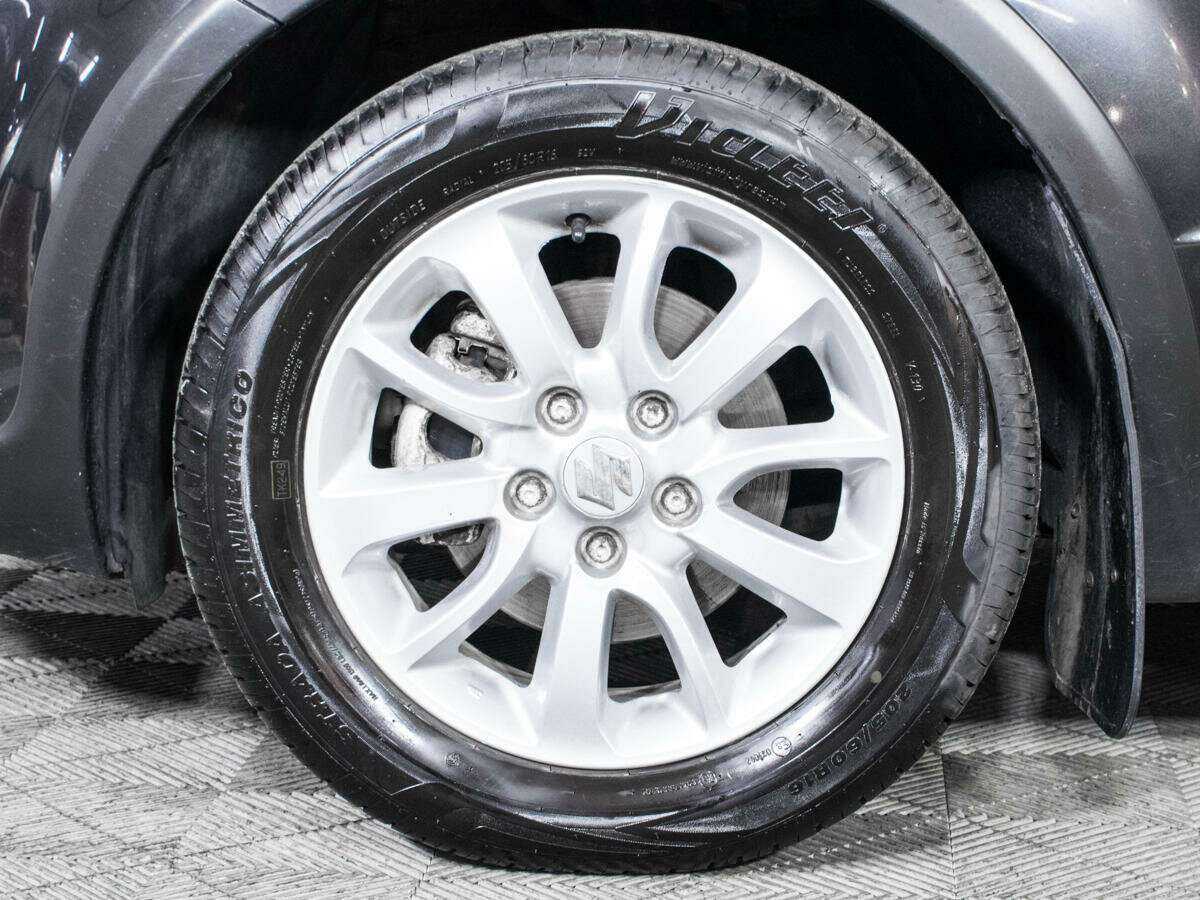 Suzuki SX4 с пробегом — 2014 год. Фото: #12