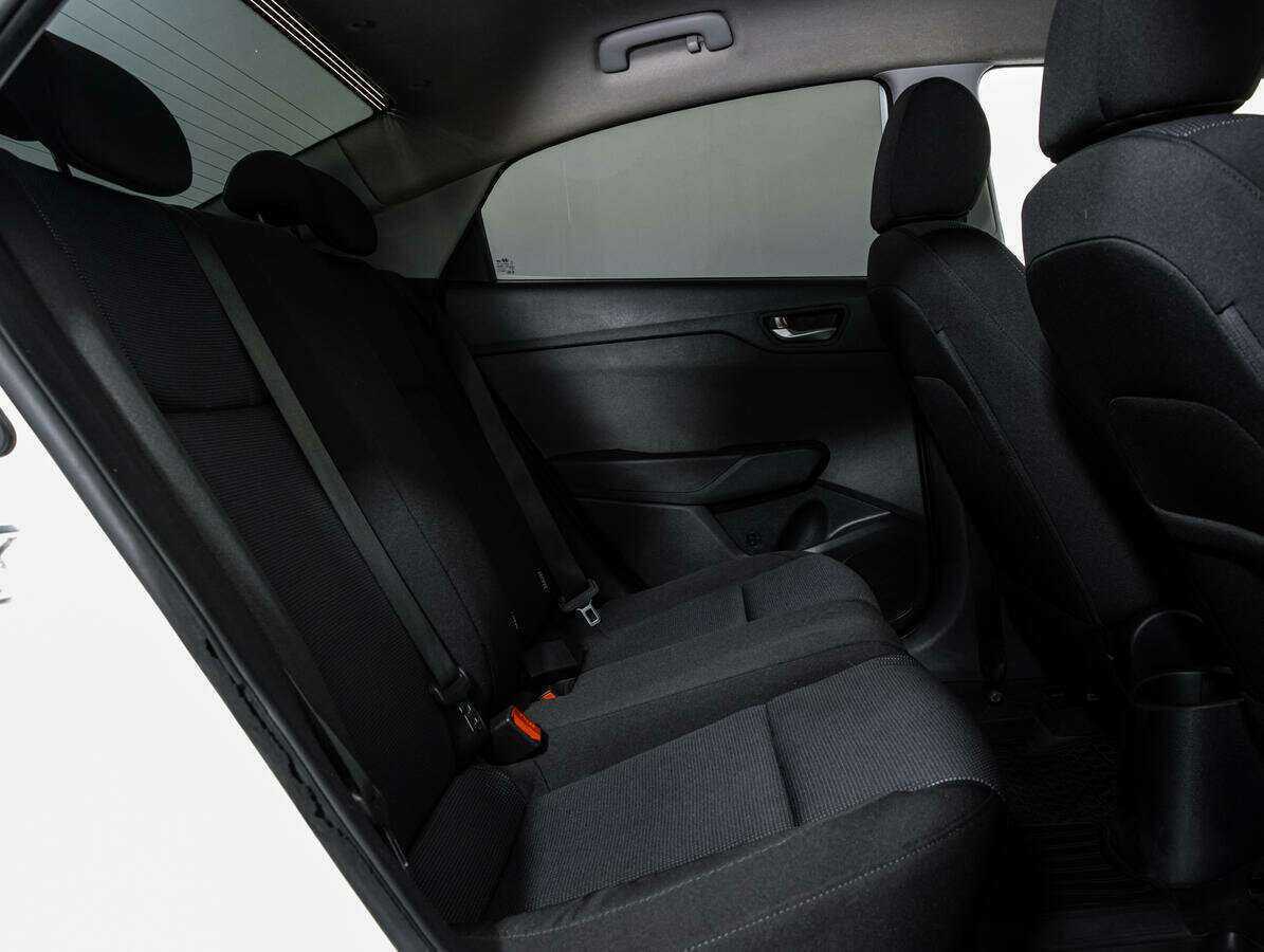 Hyundai Solaris с пробегом — 2020 год. Фото: #8