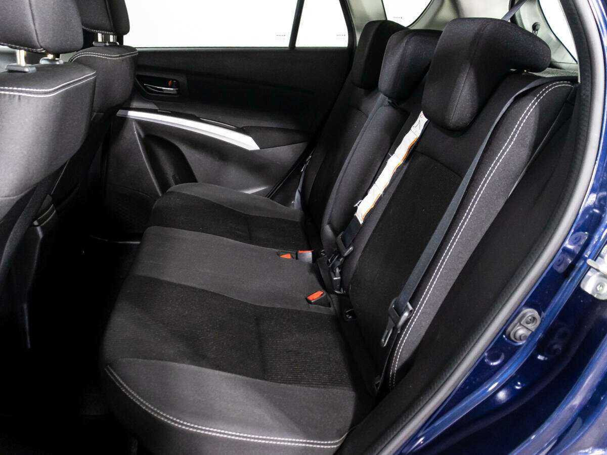 Suzuki SX4 с пробегом — 2018 год. Фото: #9