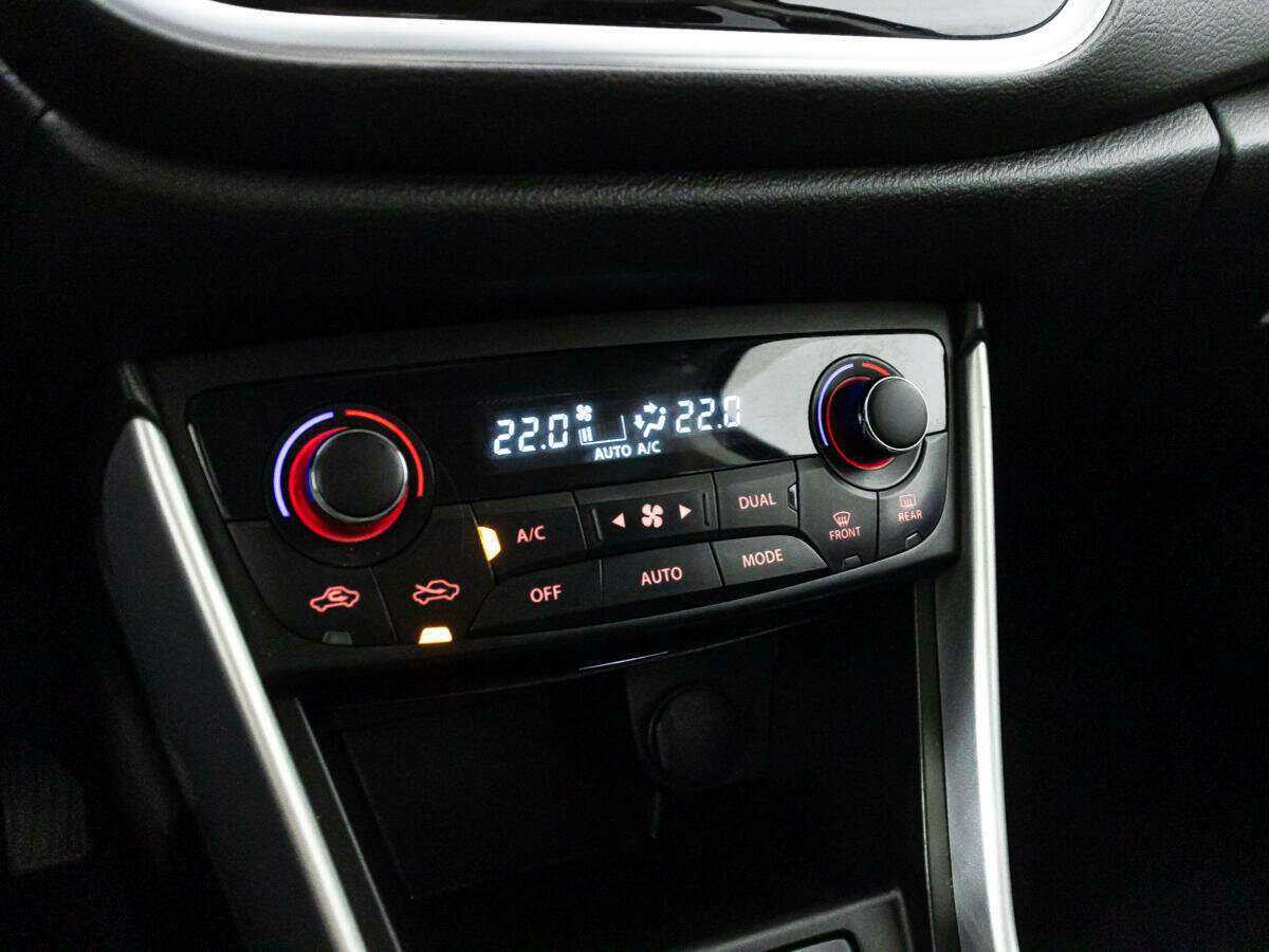 Suzuki SX4 с пробегом — 2018 год. Фото: #14