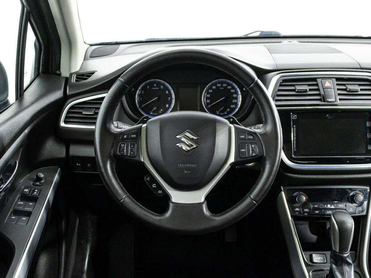 Suzuki SX4 с пробегом — 2018 год. Фото: #17