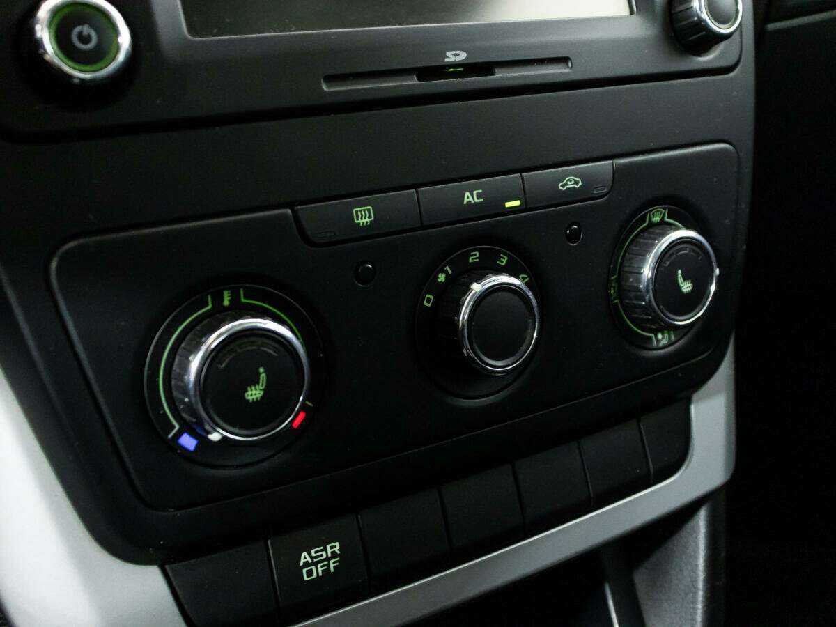 Skoda Yeti с пробегом — 2012 год. Фото: #13