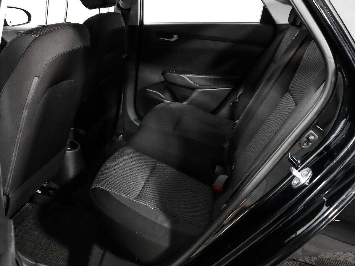 Hyundai Solaris с пробегом — 2020 год. Фото: #9