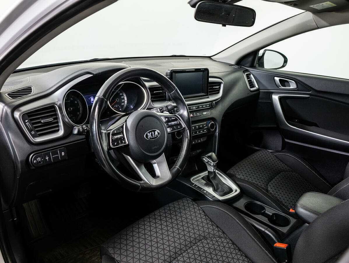 Kia Ceed с пробегом — 2019 год. Фото: #10