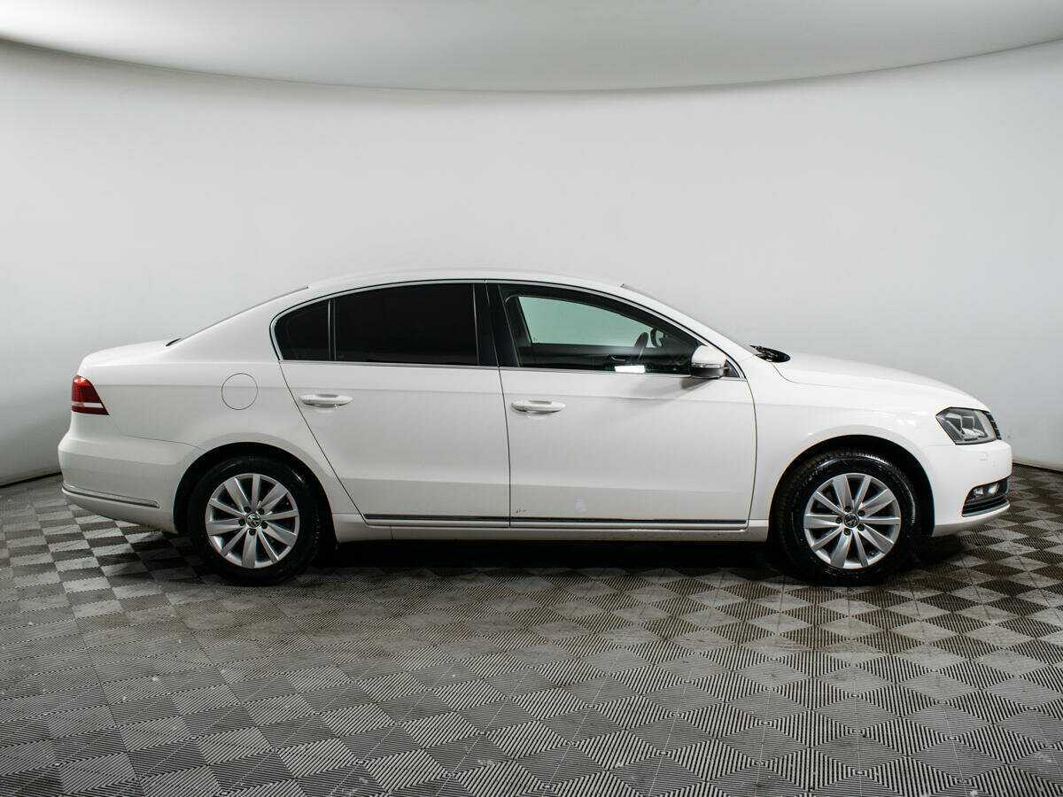Volkswagen Passat с пробегом — 2014 год. Фото: #2