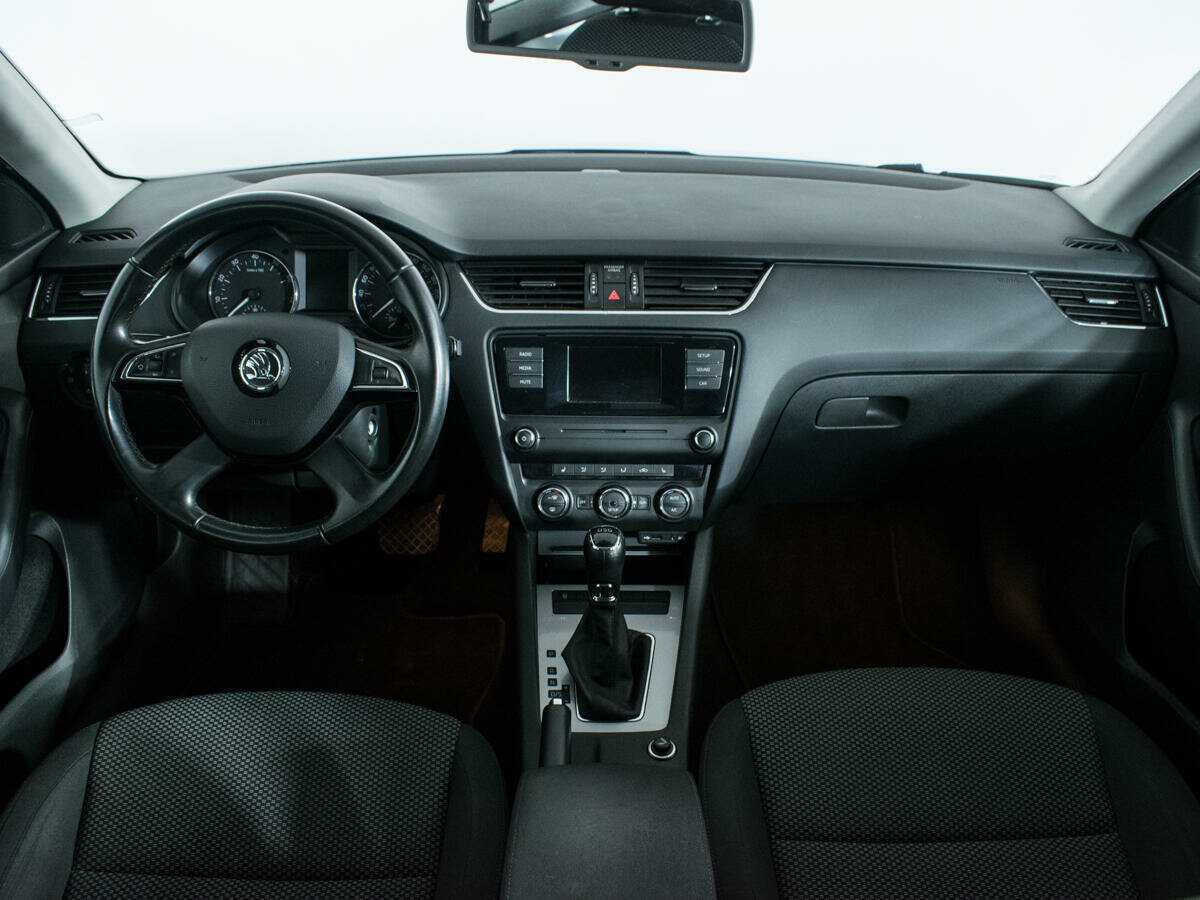 Skoda Octavia с пробегом — 2014 год. Фото: #11
