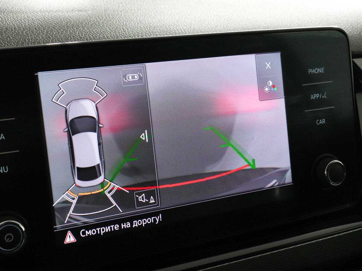 Volkswagen Polo с пробегом — 2020 год. Фото: #12