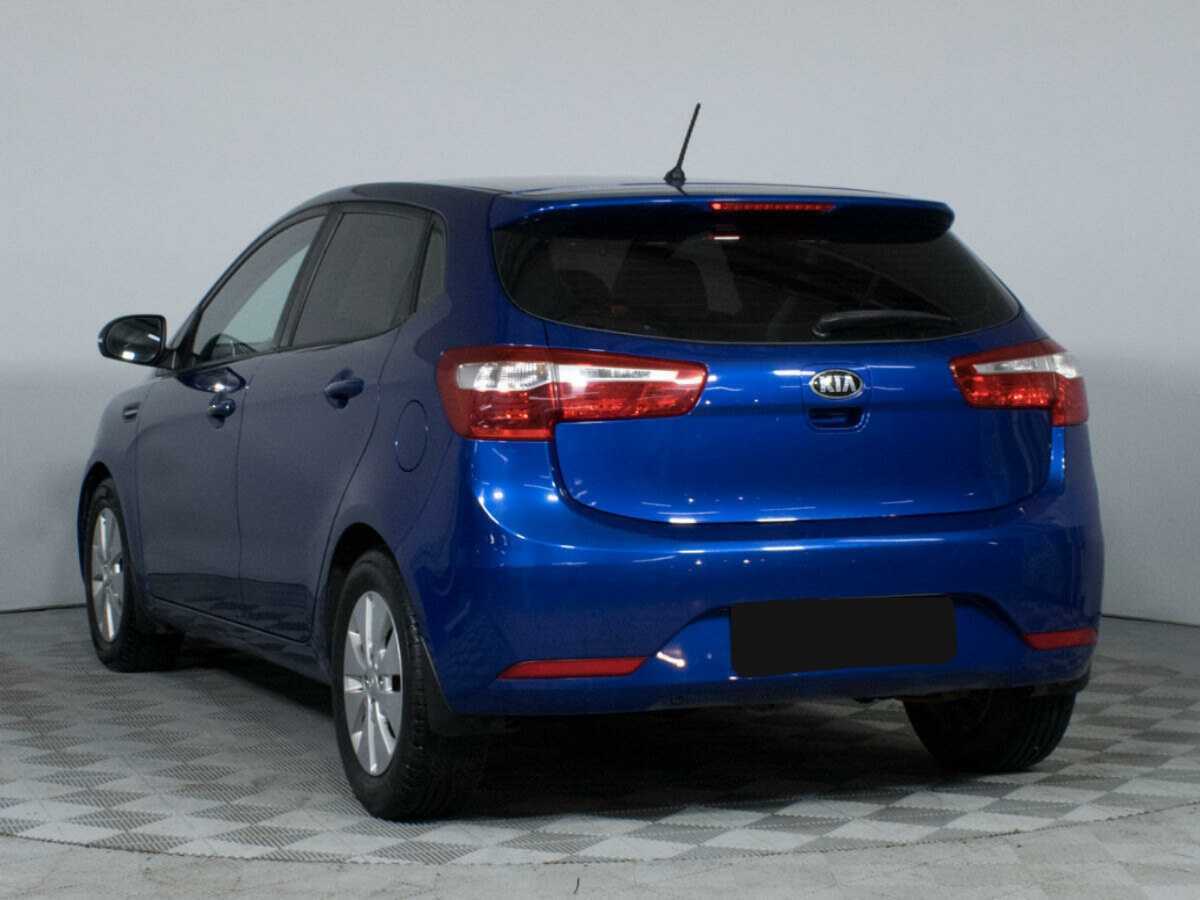 Kia Rio с пробегом — 2013 год. Фото: #6