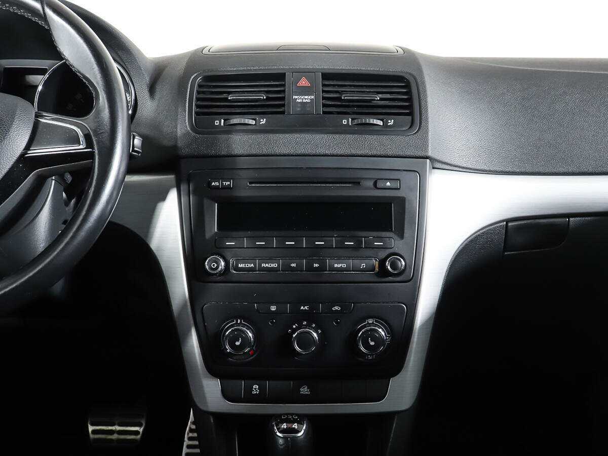 Skoda Yeti с пробегом — 2014 год. Фото: #11