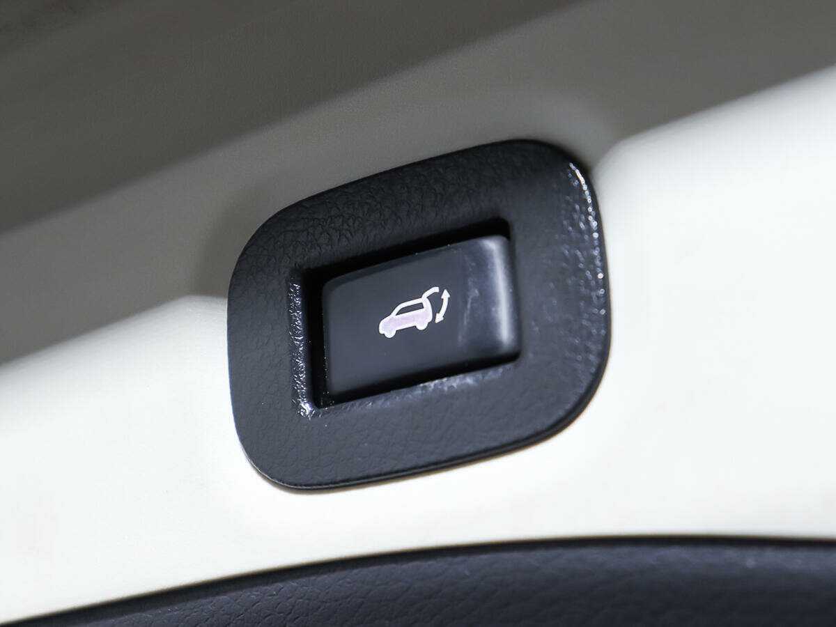 Nissan X-Trail с пробегом — 2016 год. Фото: #17