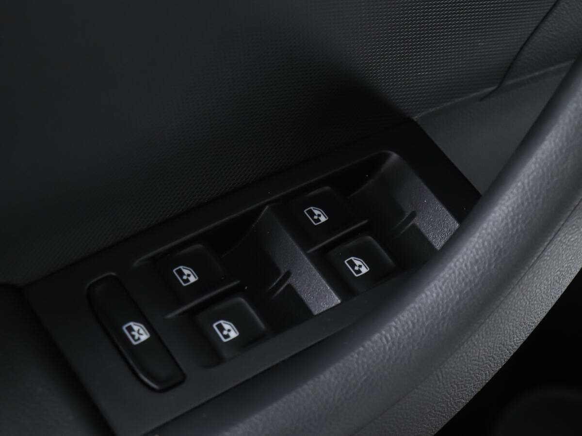 Skoda Rapid с пробегом — 2019 год. Фото: #15