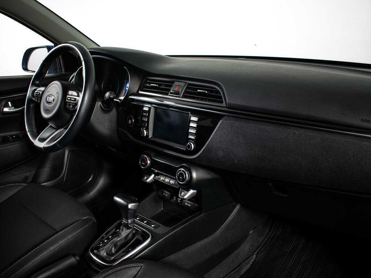 Kia Rio с пробегом — 2017 год. Фото: #6