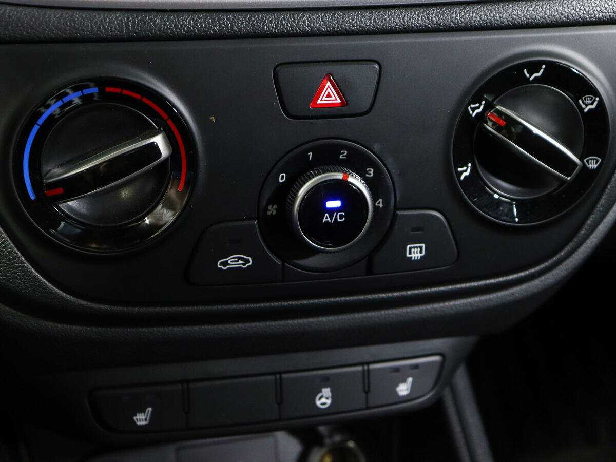 Hyundai Solaris с пробегом — 2020 год. Фото: #19