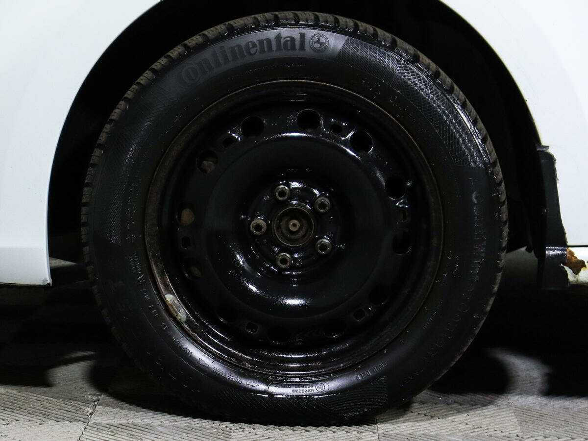 Volkswagen Polo с пробегом — 2018 год. Фото: #13