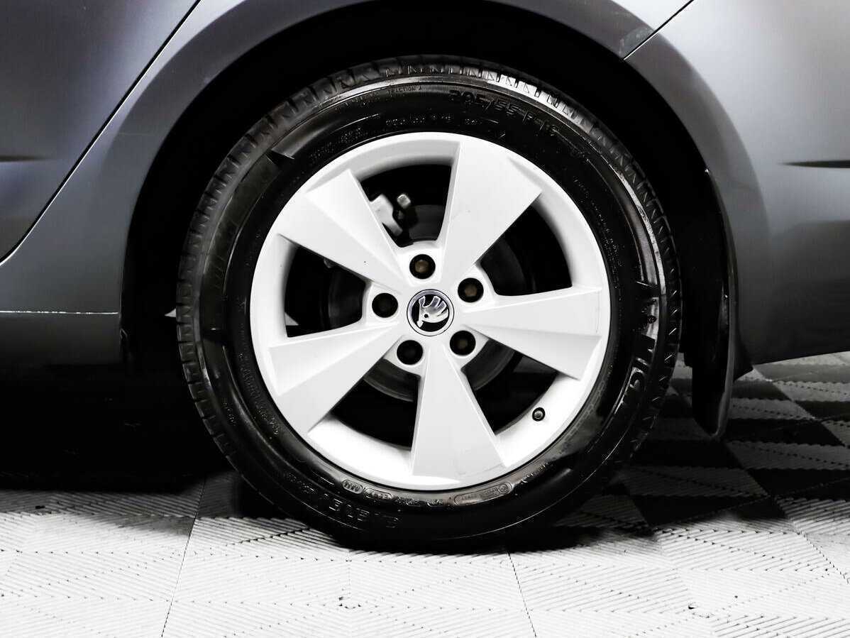 Skoda Octavia с пробегом — 2014 год. Фото: #13