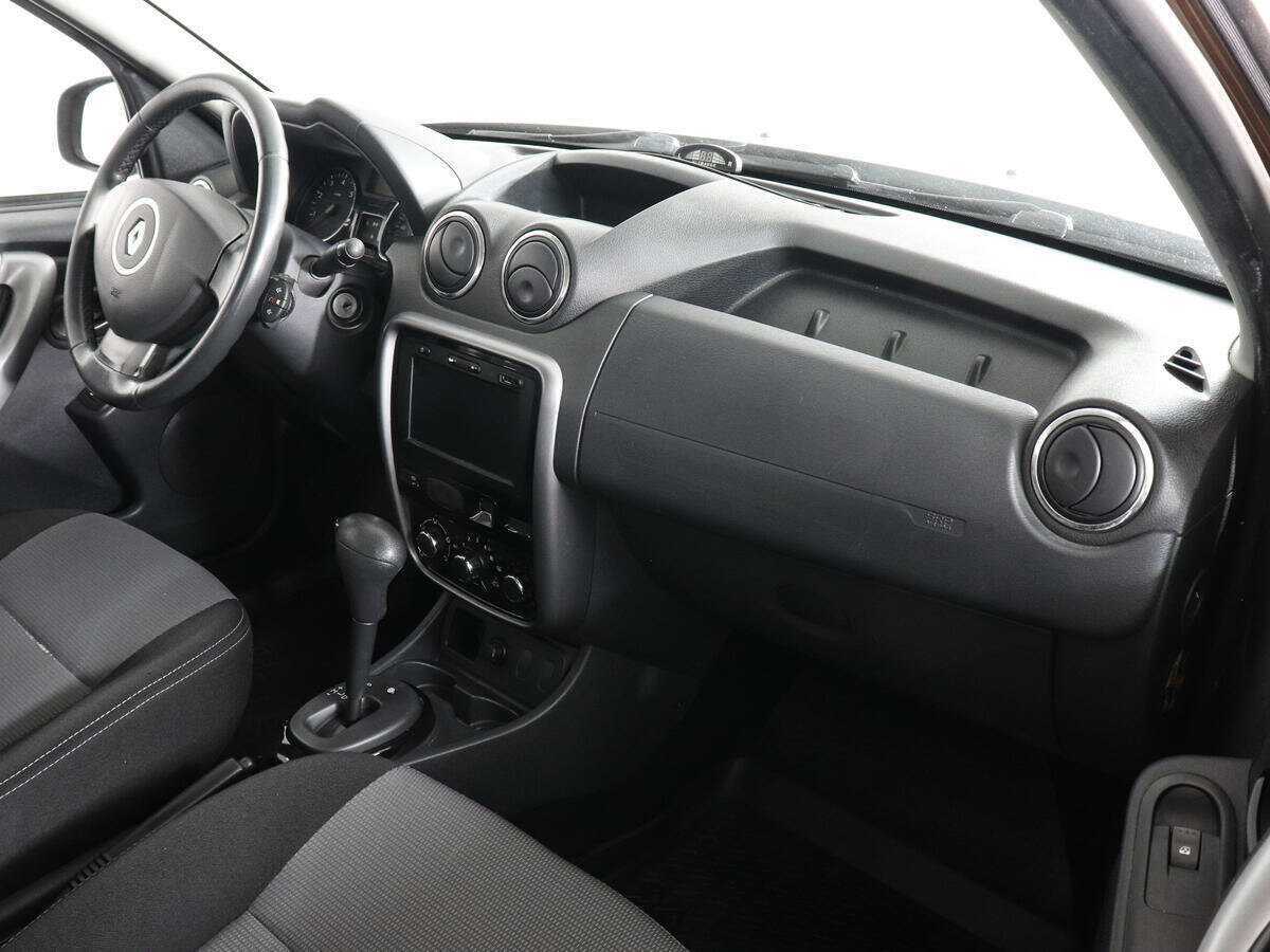 Renault Duster с пробегом — 2013 год. Фото: #5