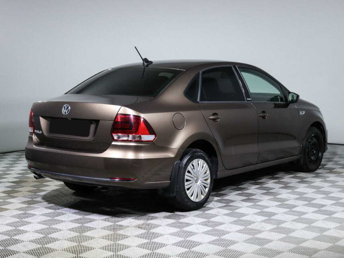 Volkswagen Polo с пробегом — 2017 год. Фото: #4