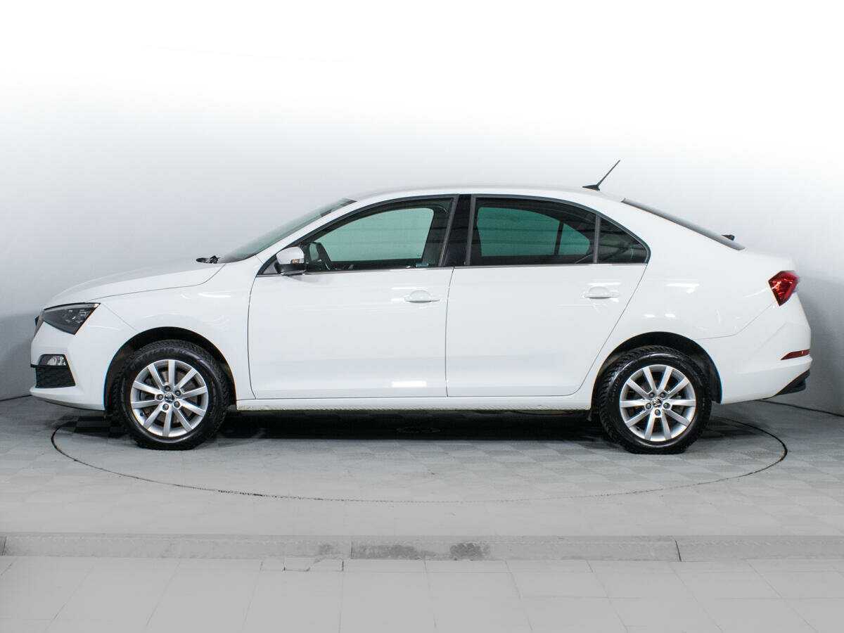 Skoda Rapid с пробегом — 2021 год. Фото: #7