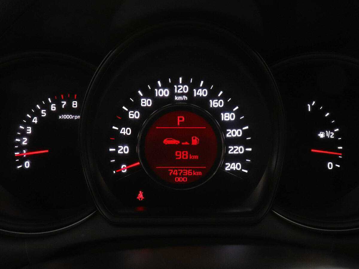 Kia Ceed с пробегом — 2016 год. Фото: #10