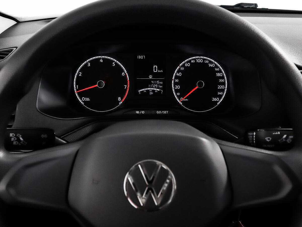 Volkswagen Polo с пробегом — 2021 год. Фото: #12