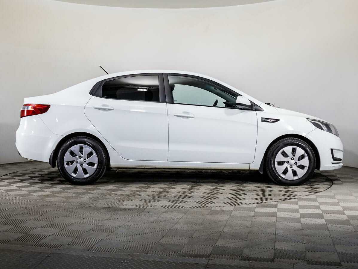 Kia Rio с пробегом — 2014 год. Фото: #3