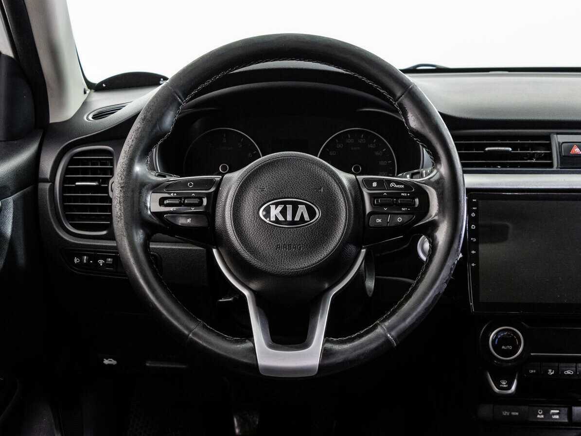 Kia Rio с пробегом — 2017 год. Фото: #11