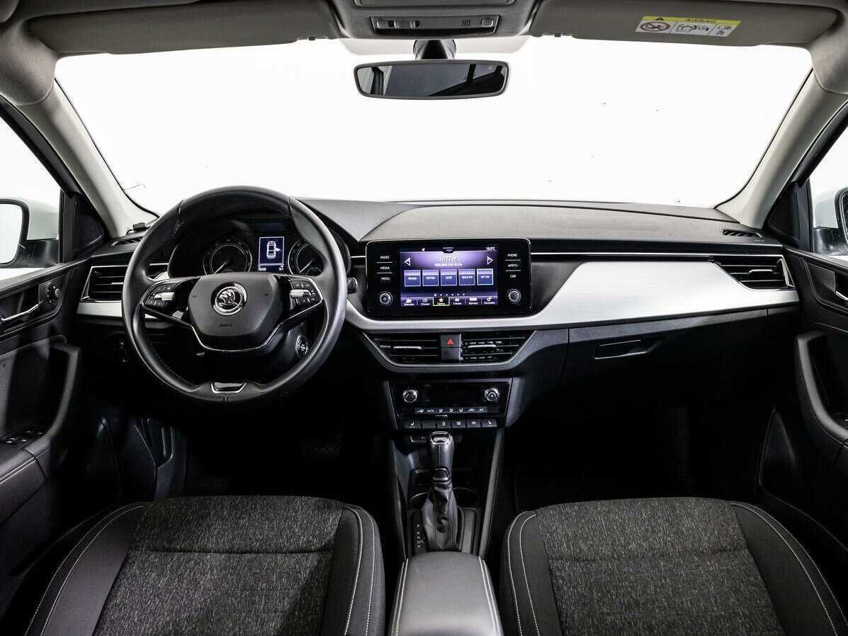 Skoda Rapid с пробегом — 2020 год. Фото: #12