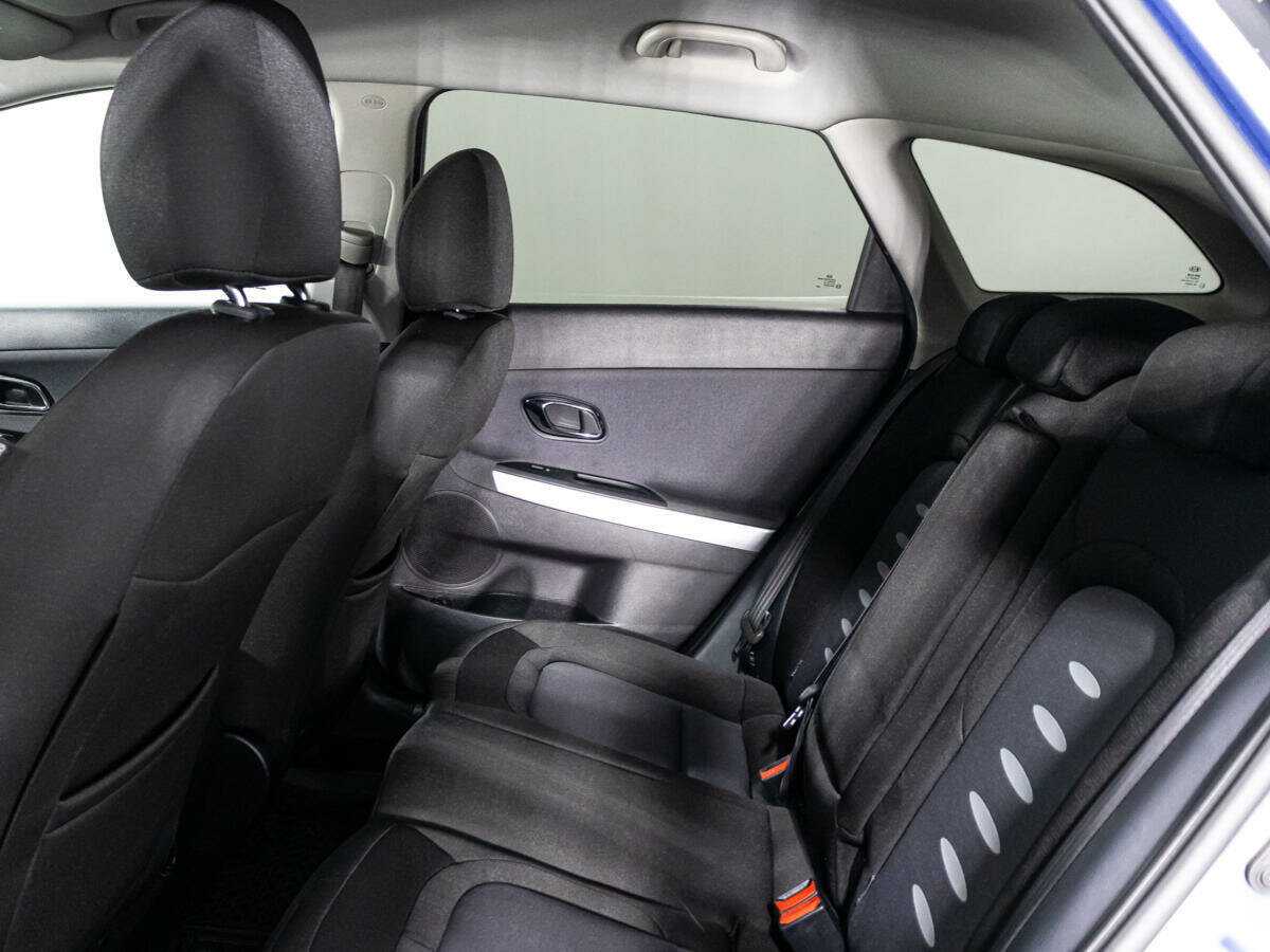 Kia Ceed с пробегом — 2013 год. Фото: #9