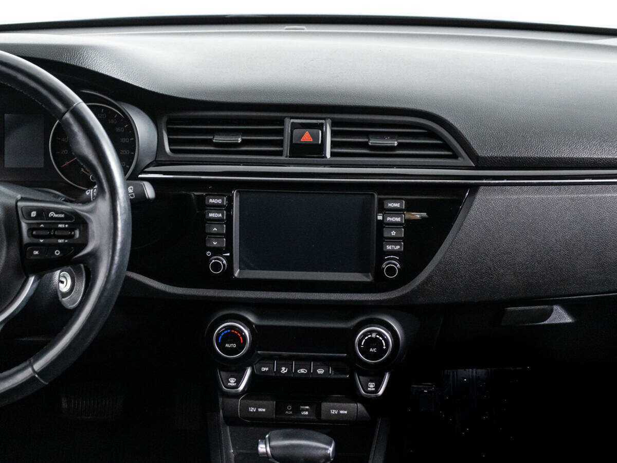 Kia Rio с пробегом — 2019 год. Фото: #13