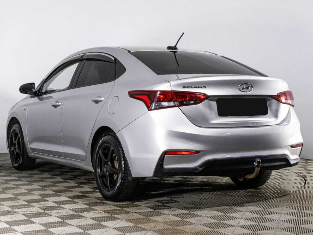 Hyundai Solaris с пробегом — 2017 год. Фото: #6