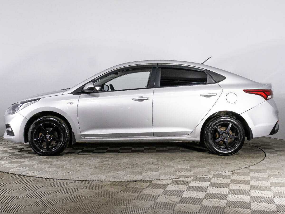 Hyundai Solaris с пробегом — 2017 год. Фото: #7